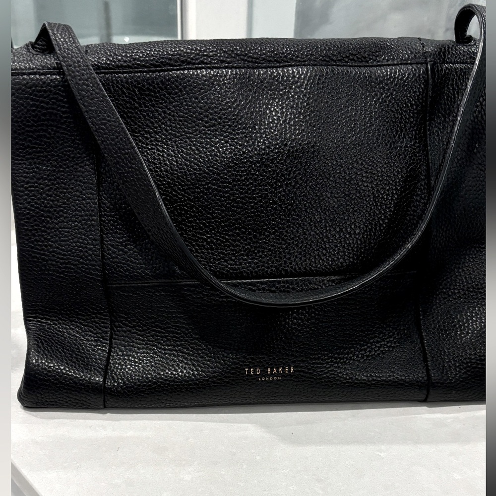 Ted Baker London Black Pebbled Leather Shoulder Bag